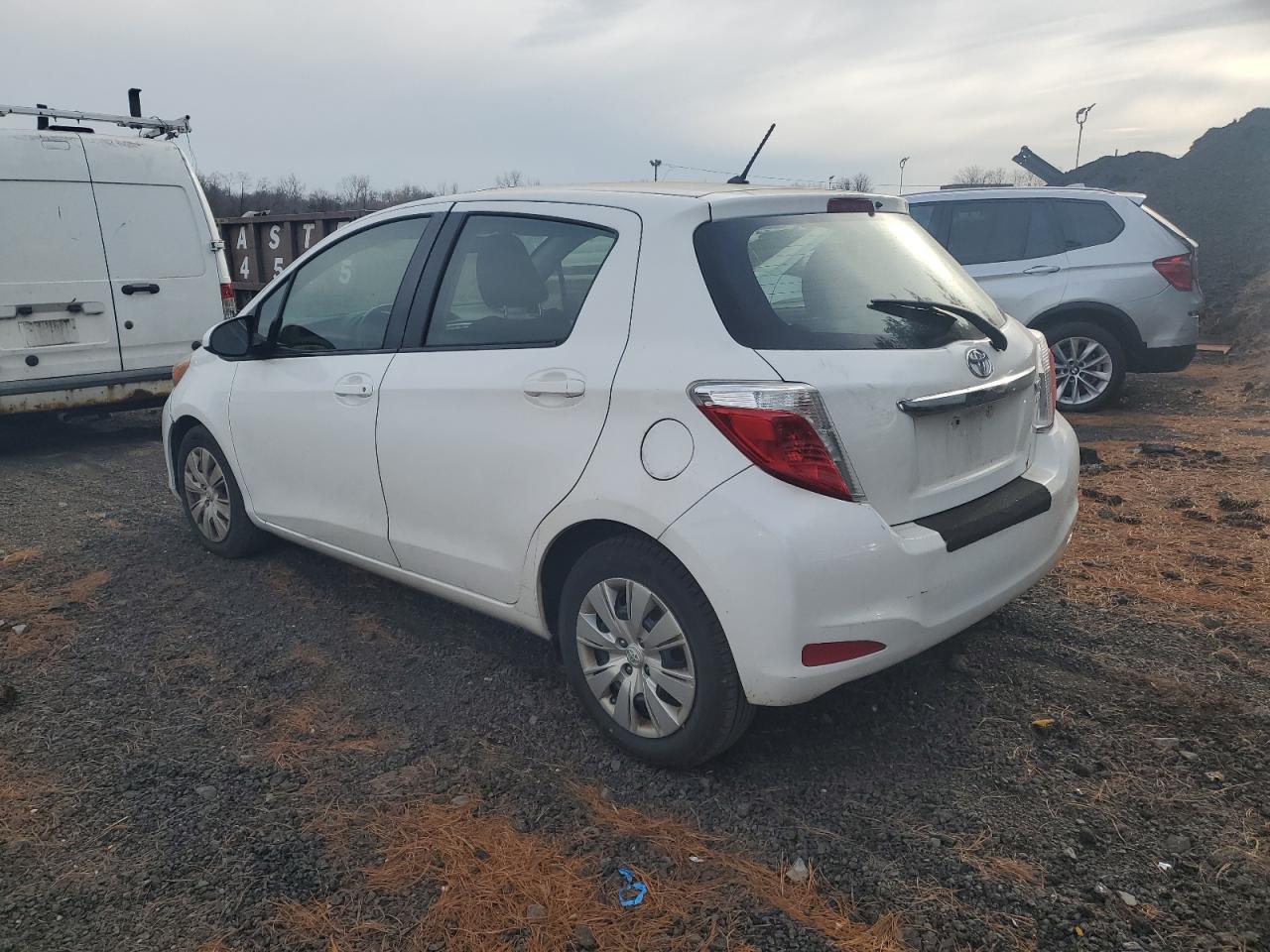 VIN JTDKTUD37ED595134 2014 TOYOTA YARIS no.2