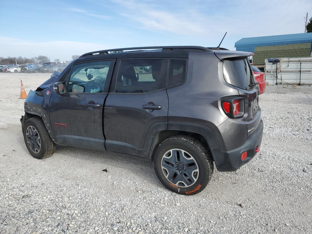 2016 Jeep Renegade - Image 2
