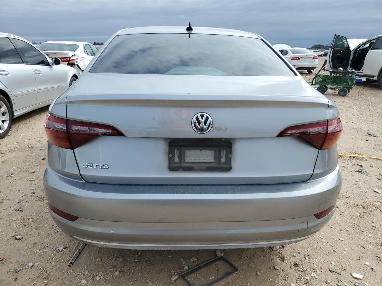 2019 Volkswagen Jetta - Image 6