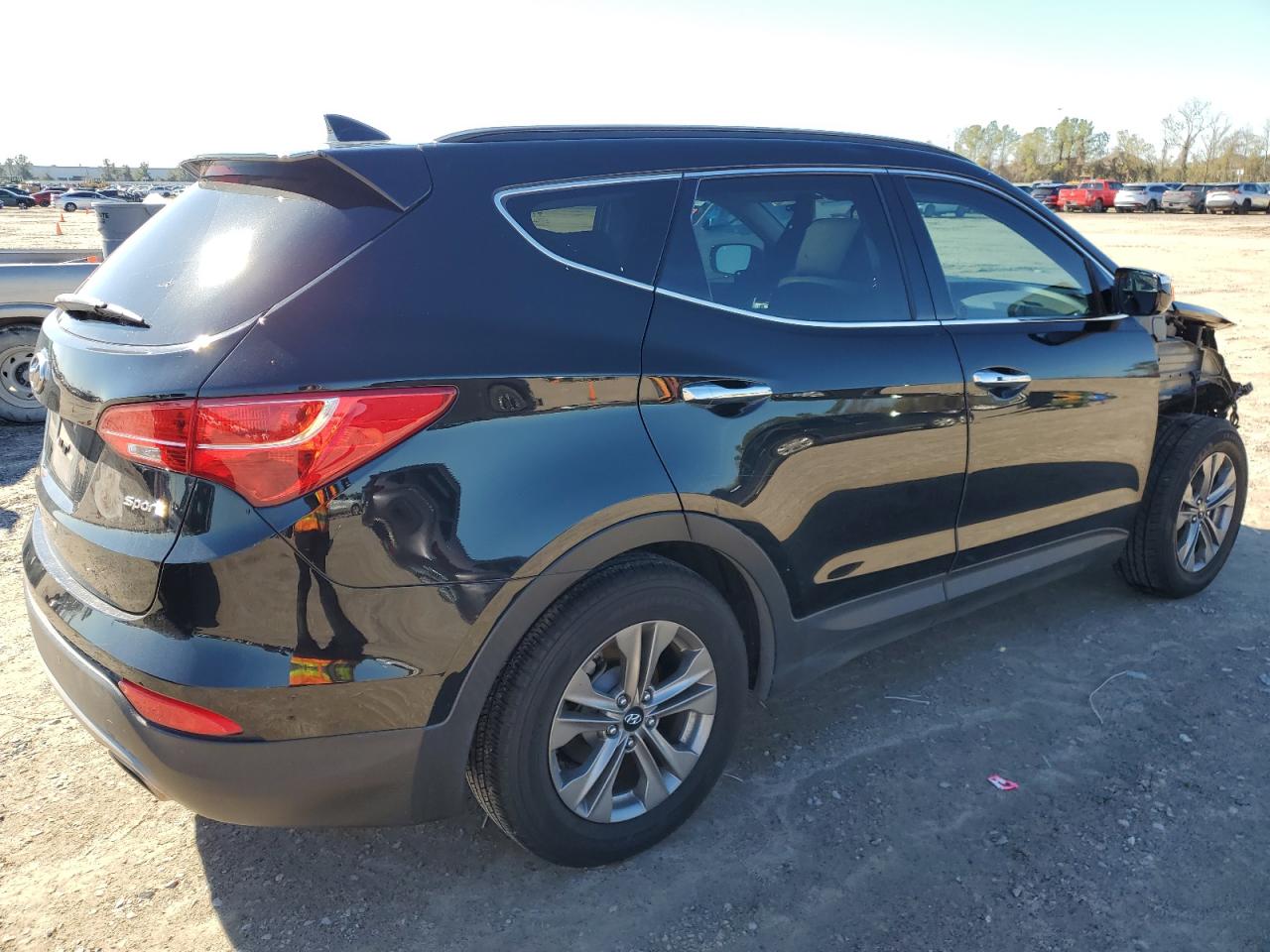 VIN 5XYZU3LB7GG379593 2016 HYUNDAI SANTA FE no.3