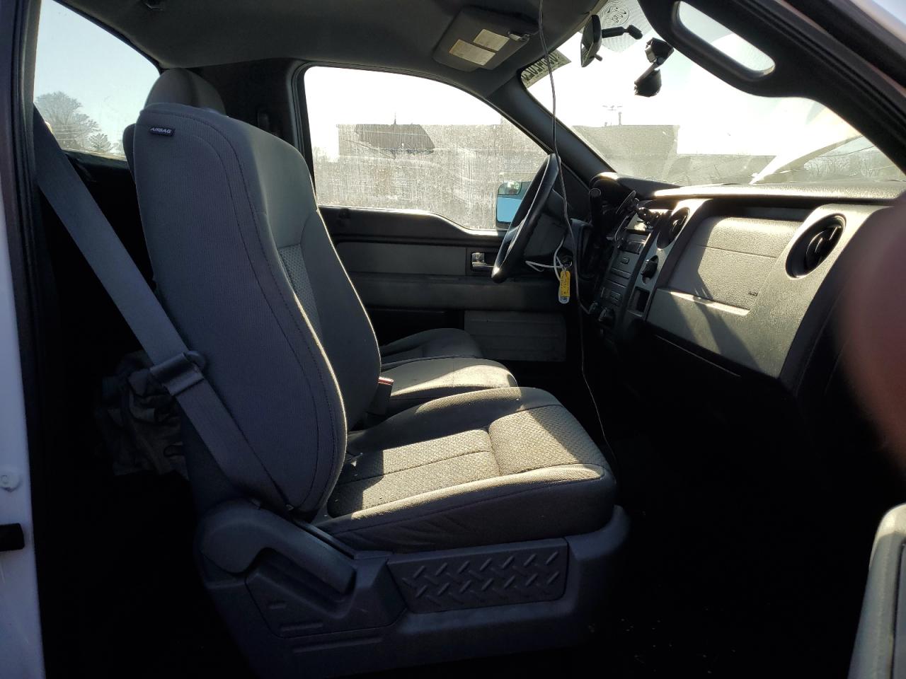 2014 Ford F-150 - Image 10