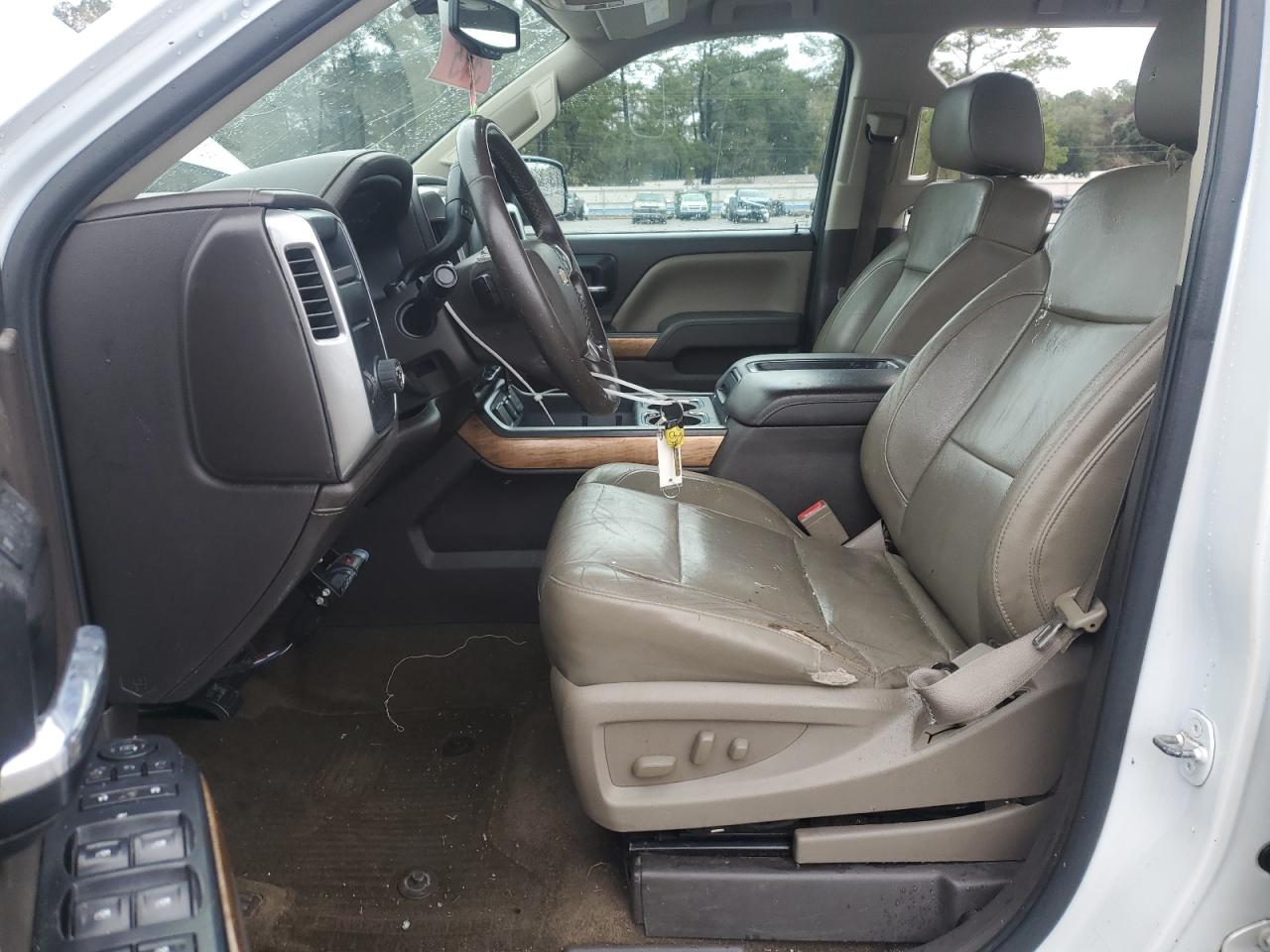 2014 Chevrolet Silverado - Image 7