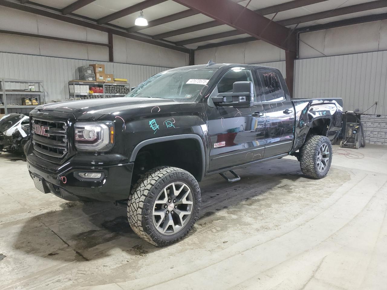 2017 GMC Sierra - Image 1