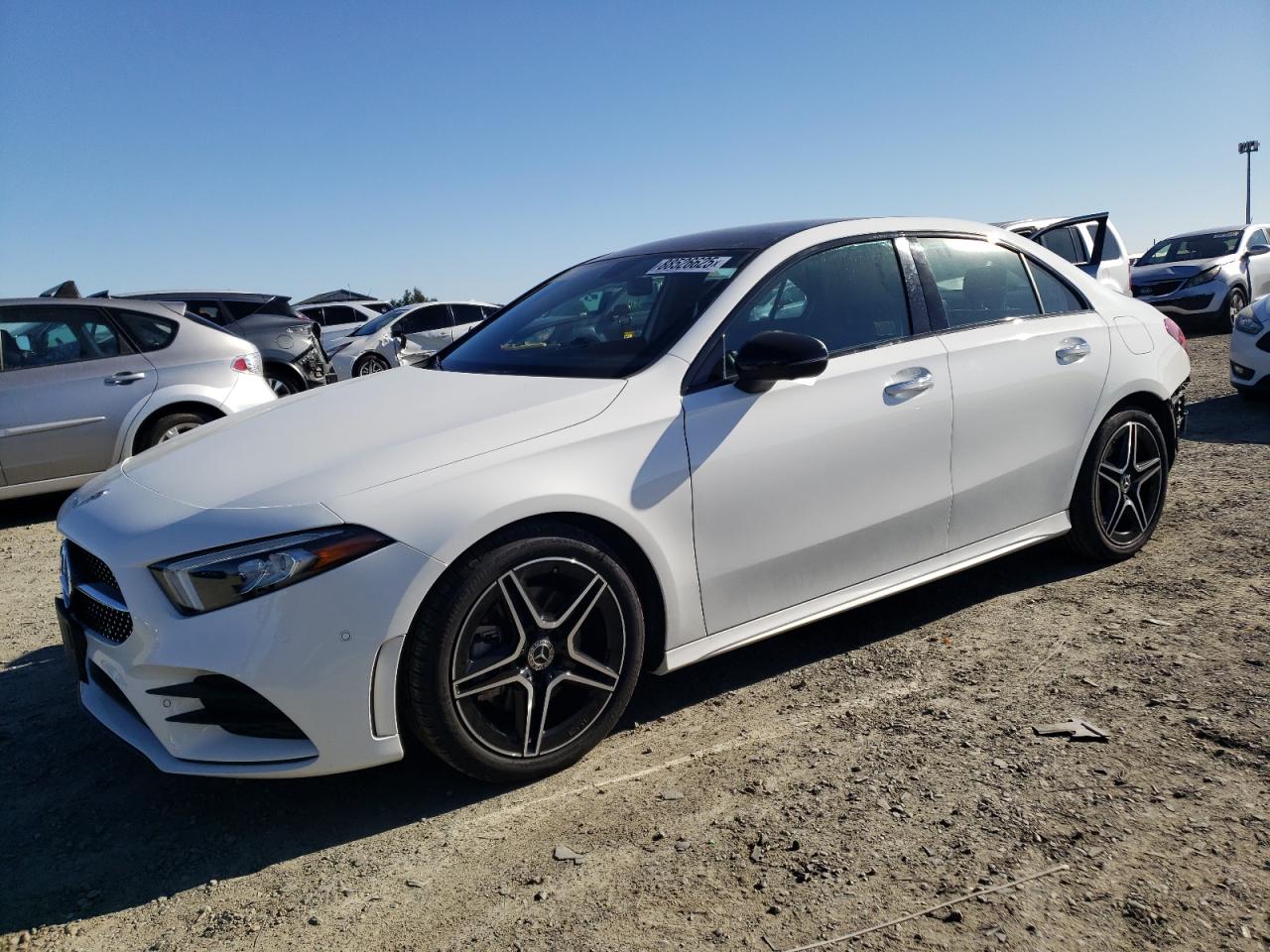 2022 Mercedes-Benz A-klasse - Image 1