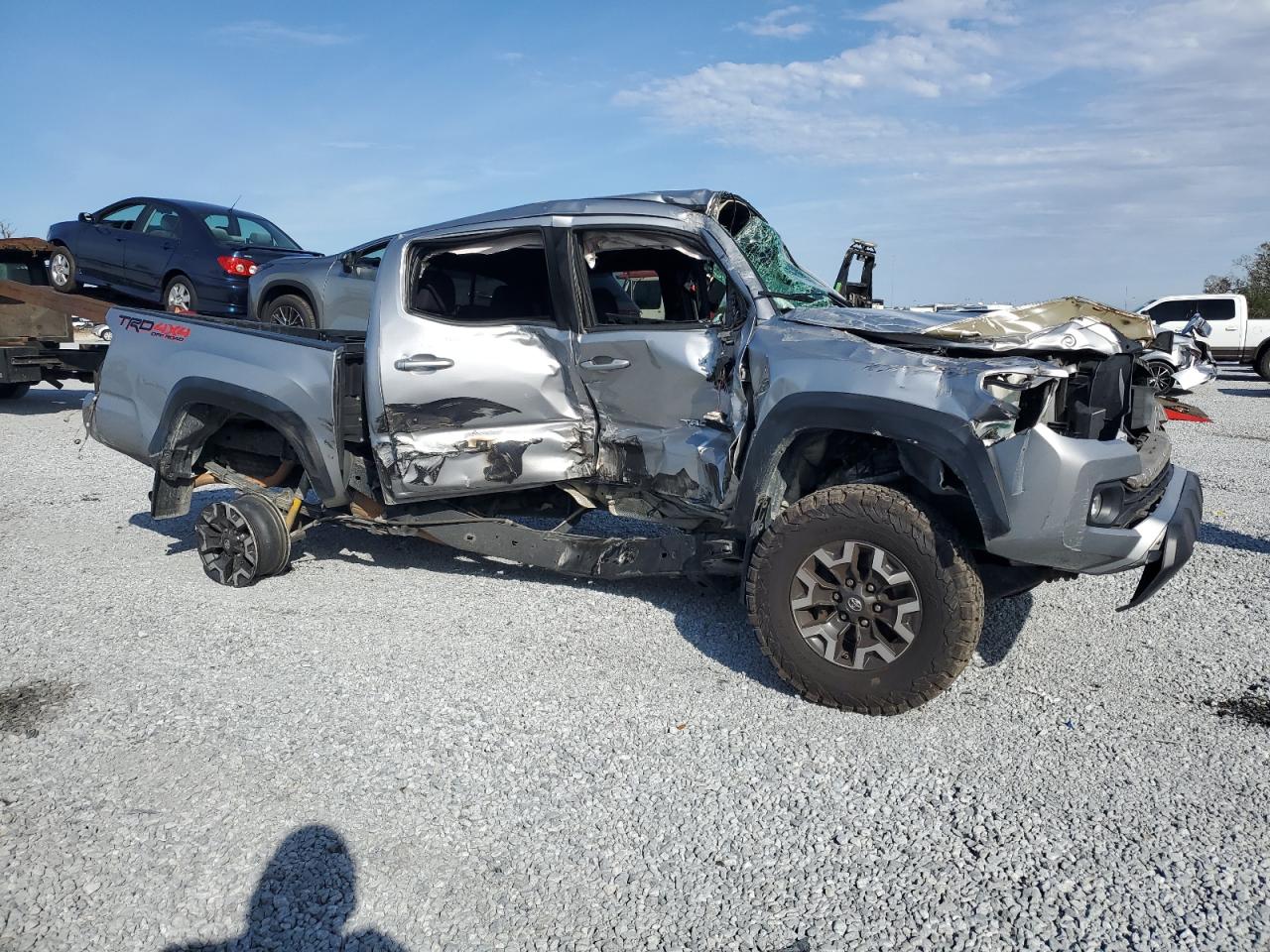 2020 Toyota Tacoma - Image 4