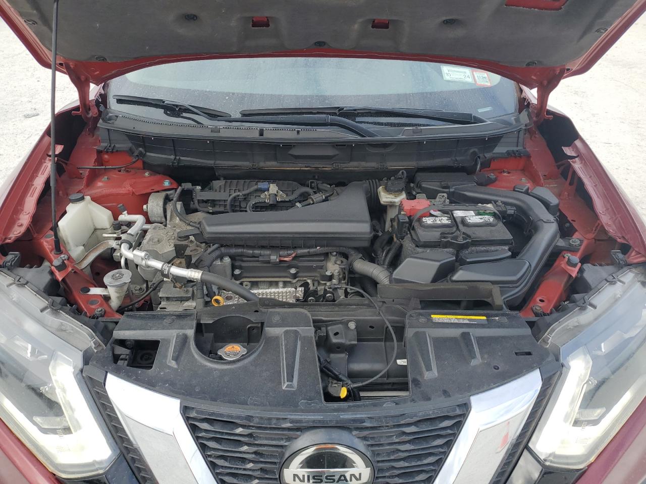 2018 Nissan Rogue - Image 12
