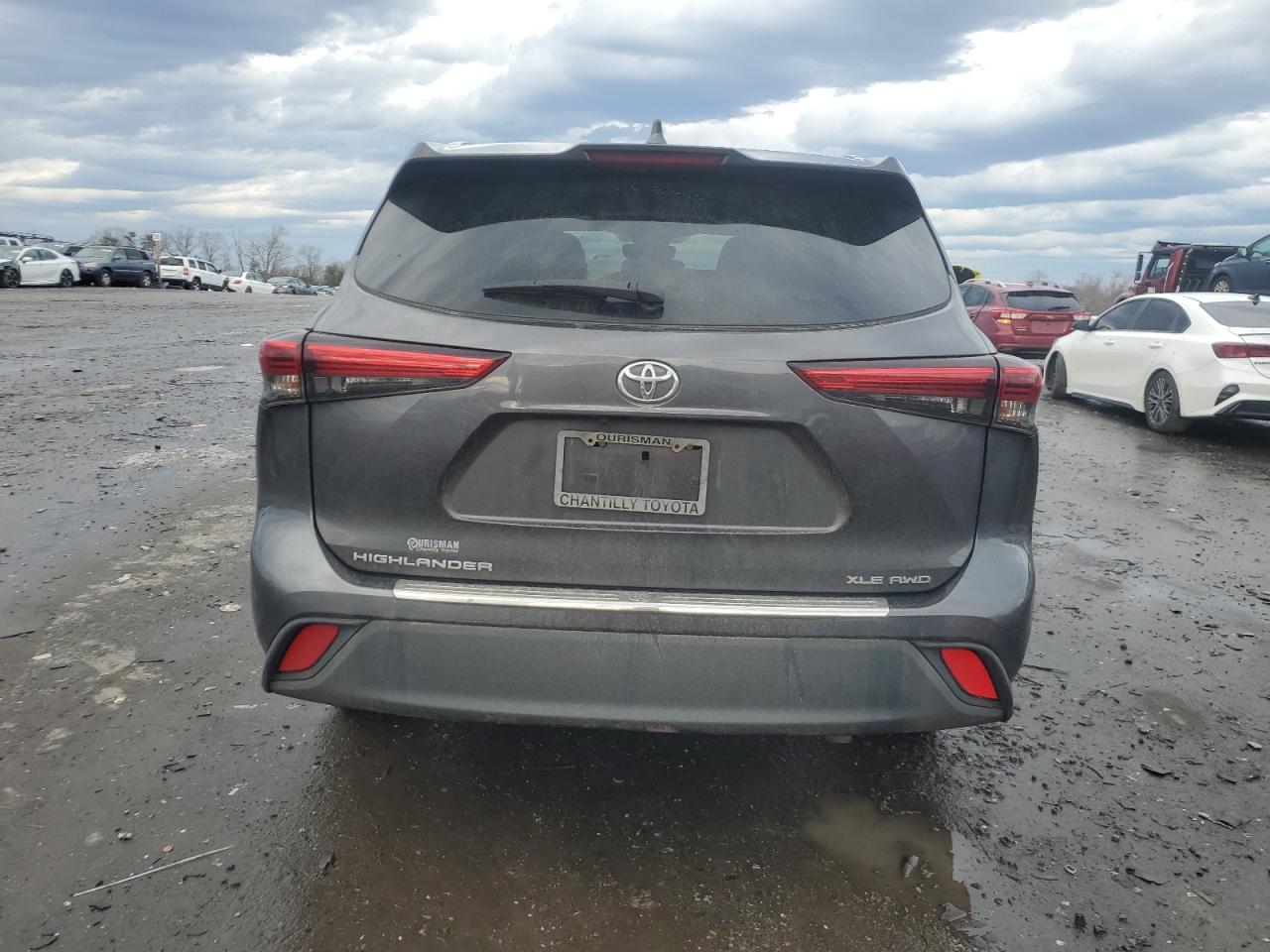2020 Toyota Highlander - Image 6