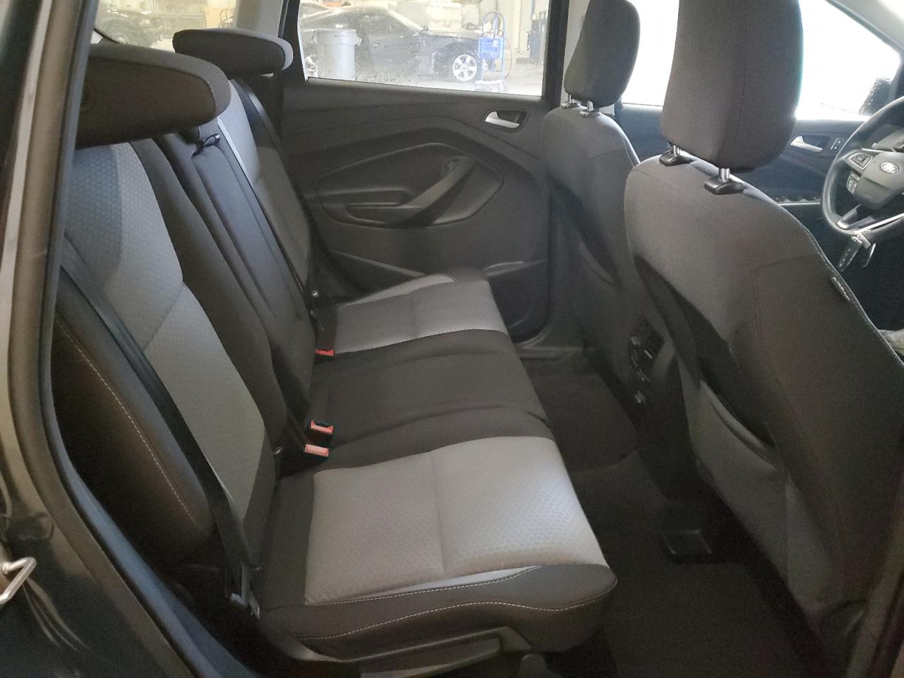 2019 Ford Escape - Image 11