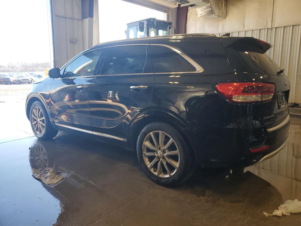 2016 Kia Sorento - Image 2