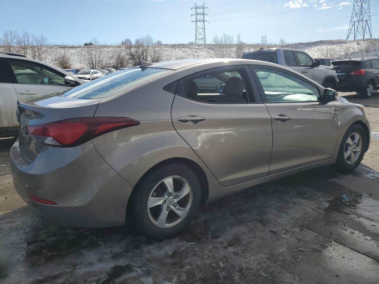 2015 Hyundai Elantra - Image 3