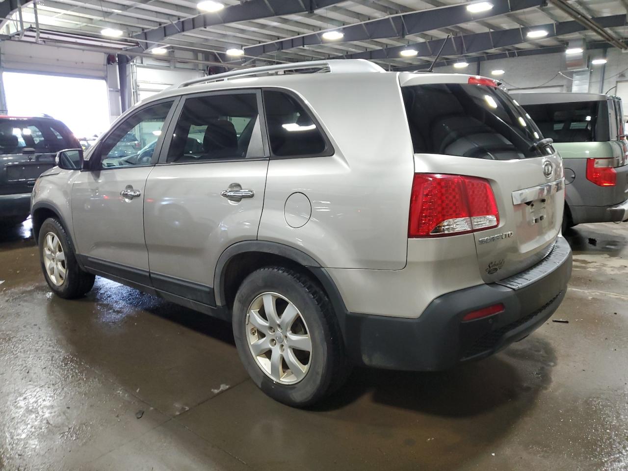 2013 Kia Sorento - Image 2