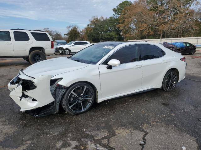 2020 Toyota Camry Xse