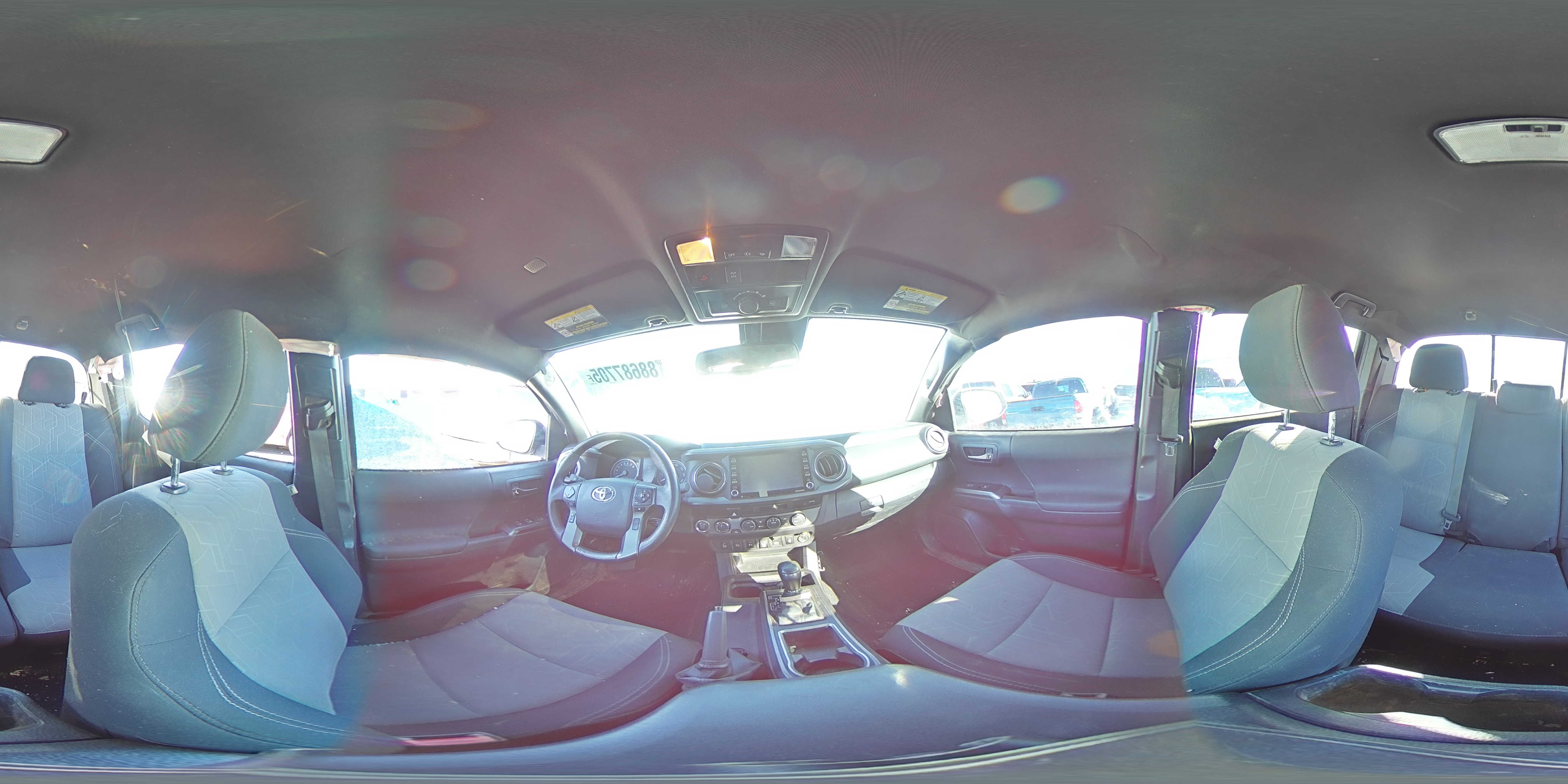 2022 Toyota Tacoma - Image 12