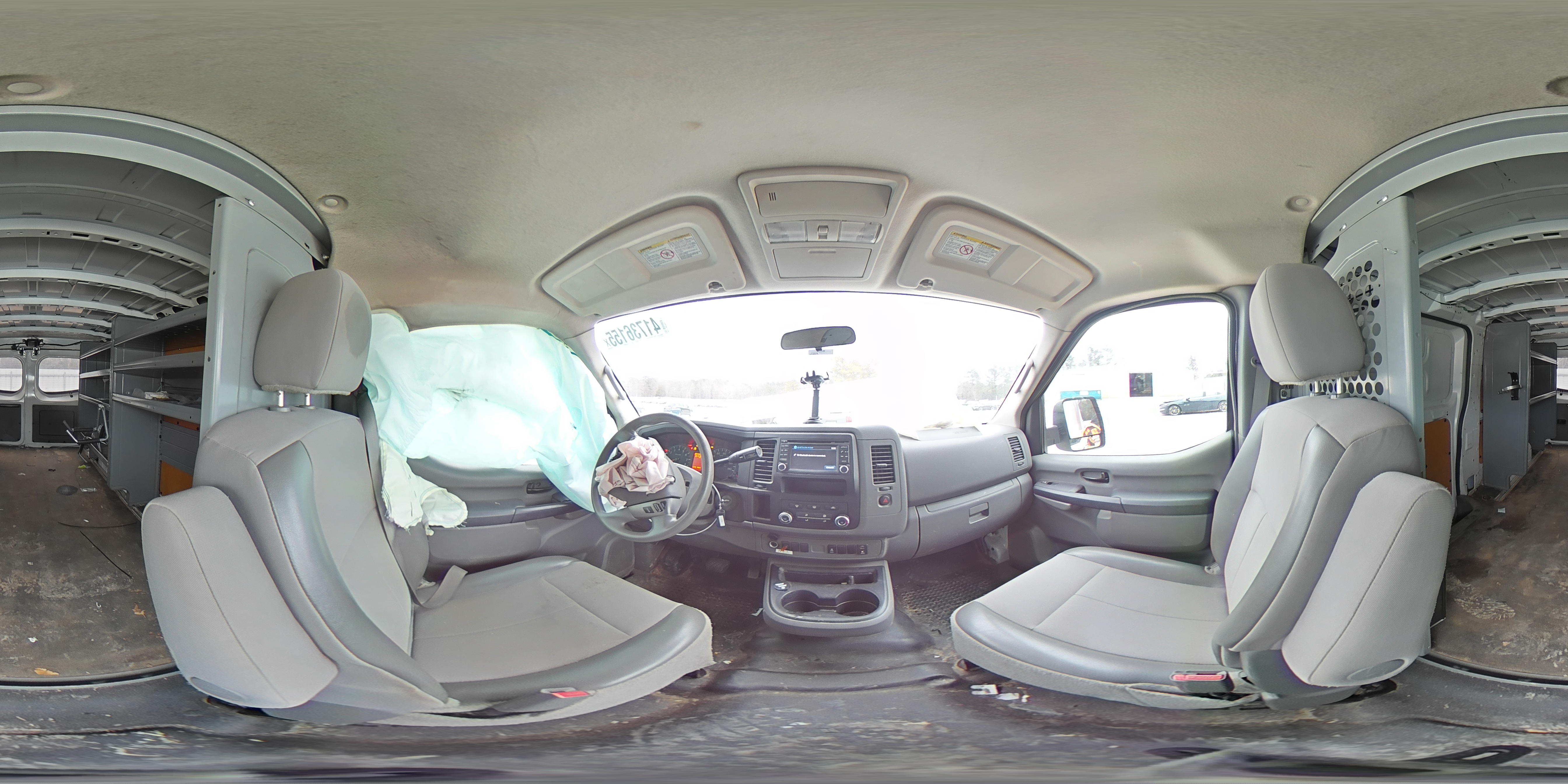 2016 Nissan NV - Image 13