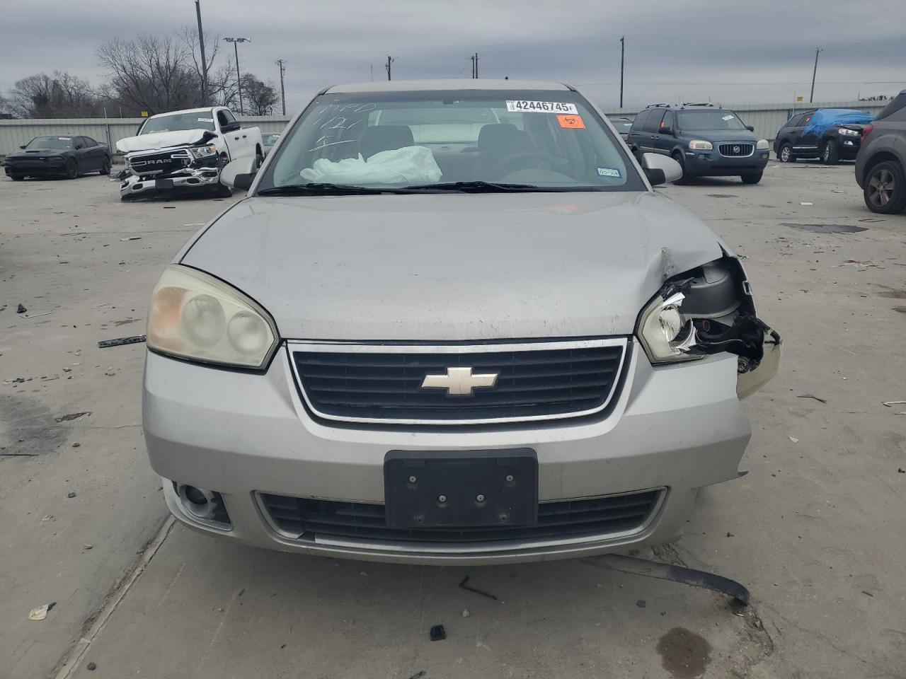 2006 Chevrolet Malibu - Image 5
