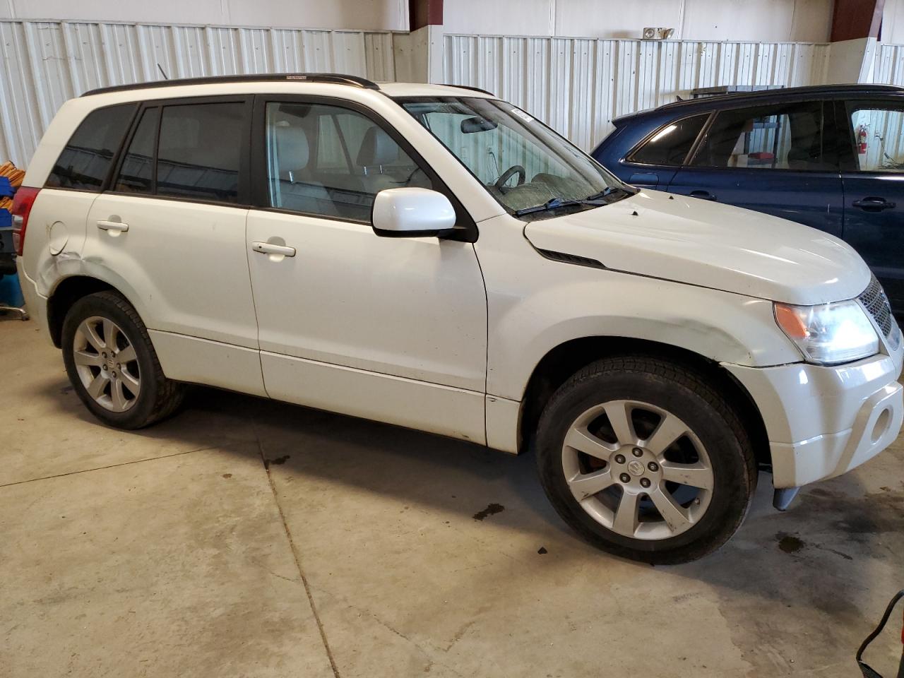 2012 Suzuki Grand Vitara - Image 4