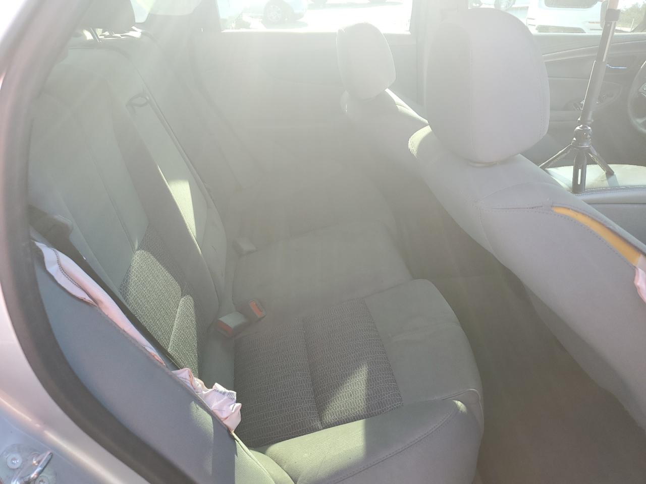 2016 Chevrolet Impala - Image 10