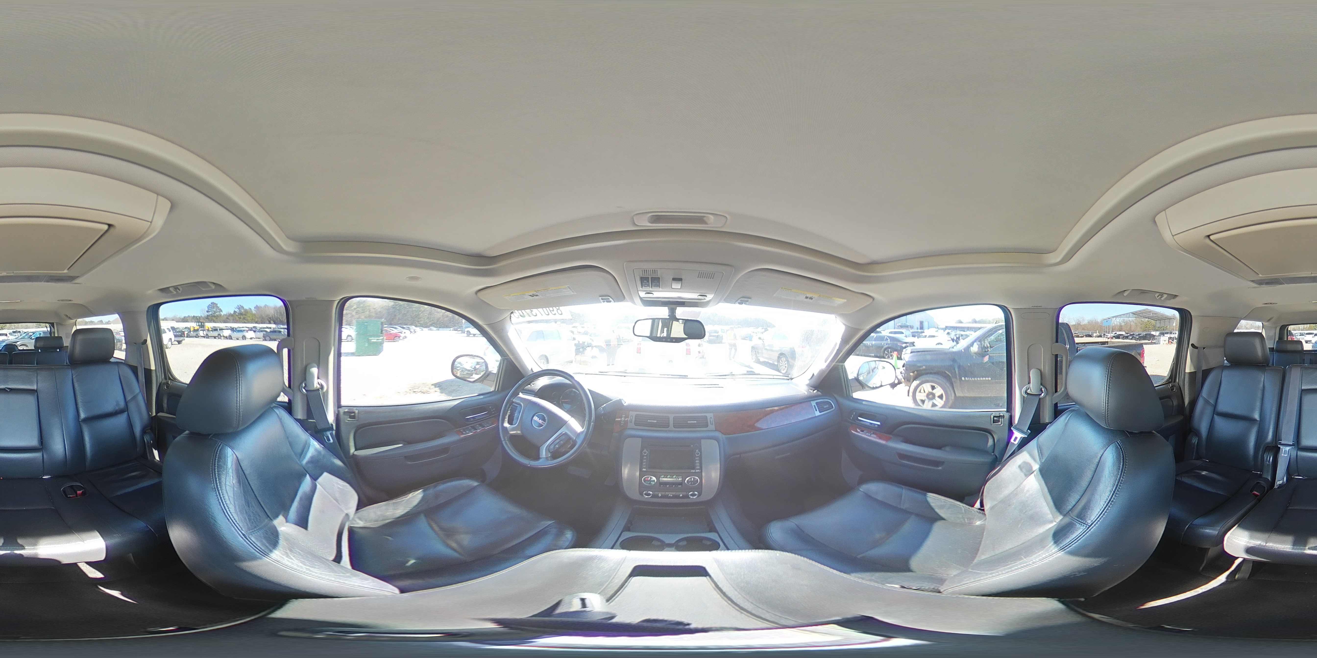 2011 GMC Yukon - Image 14
