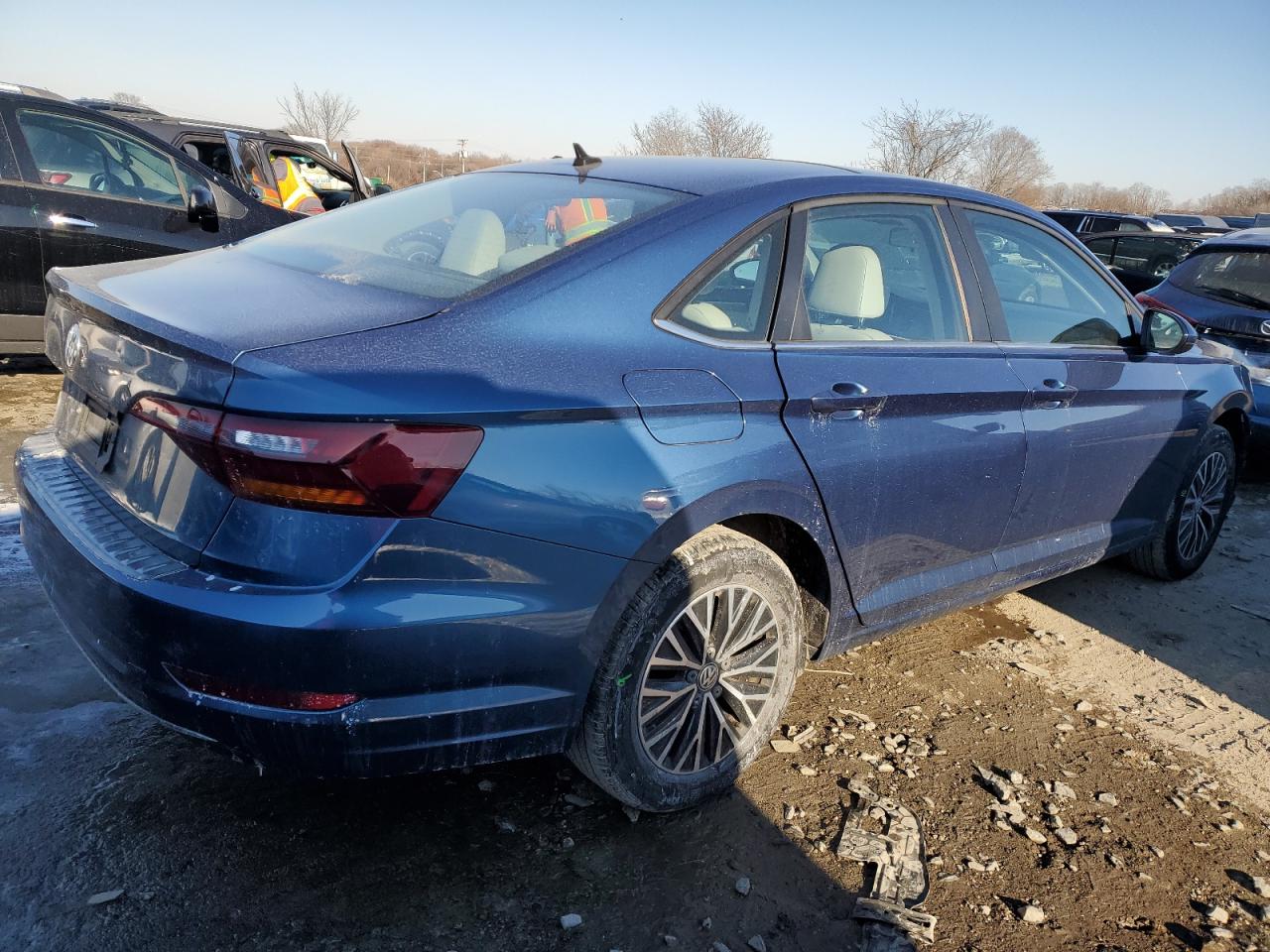 2019 Volkswagen Jetta - Image 3