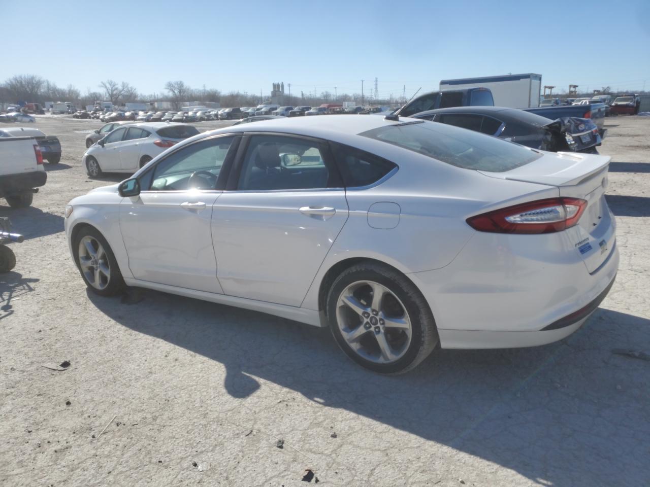 2014 Ford Fusion - Image 2