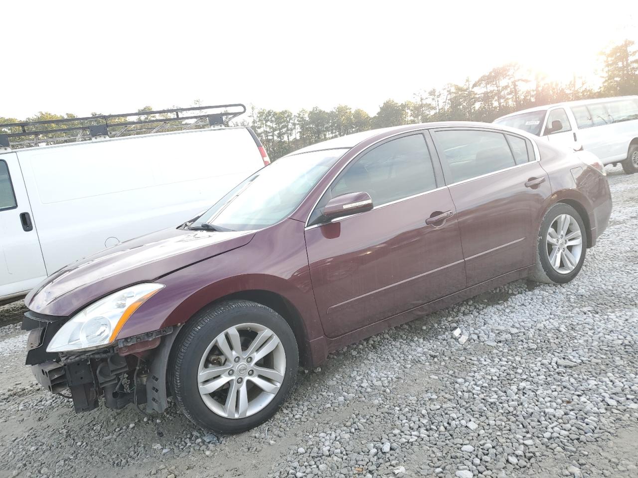 2010 Nissan Altima - Image 1