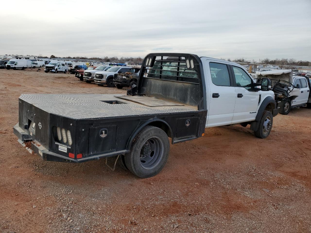 2022 Ford F550 - Image 4
