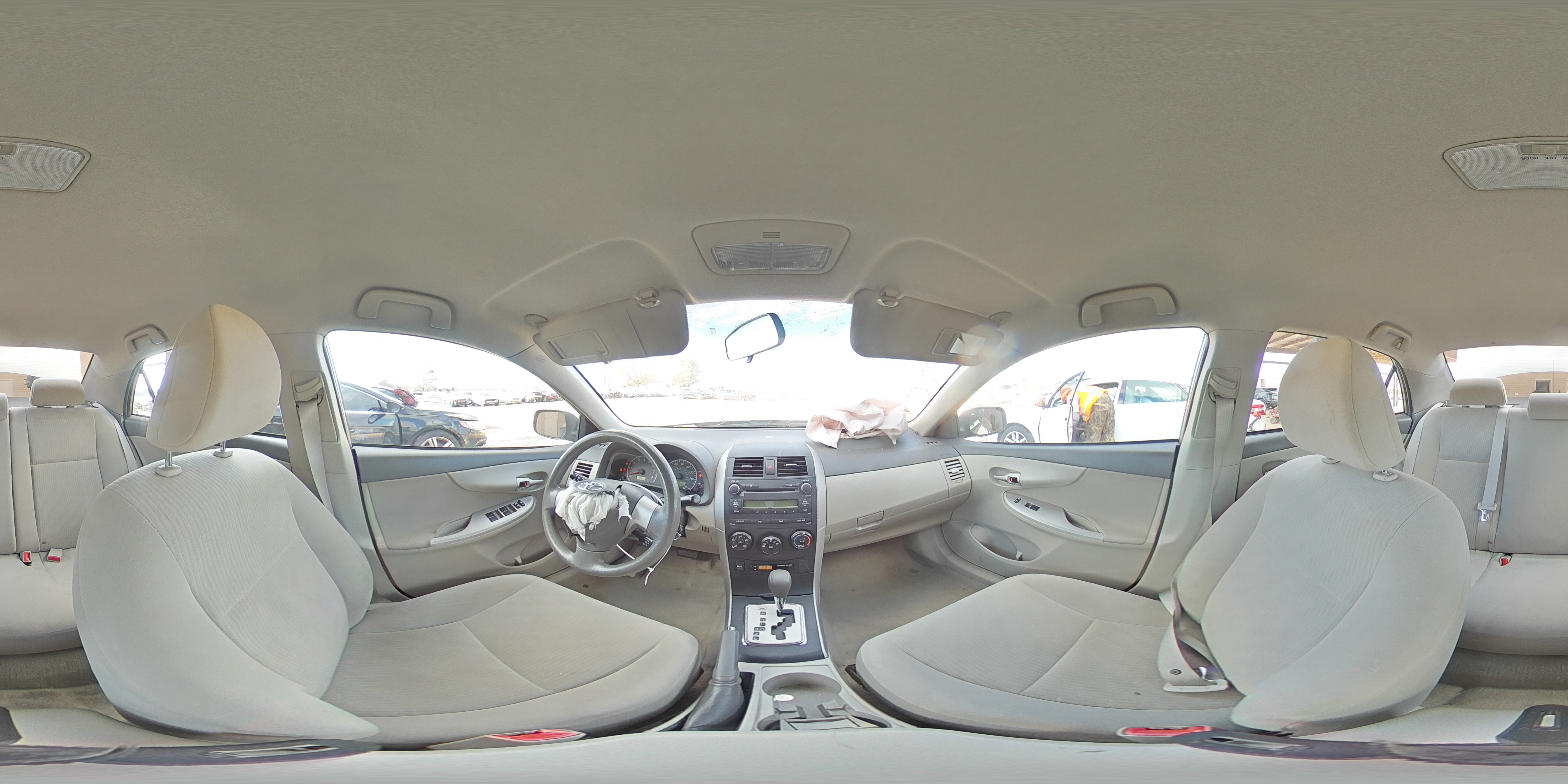 2010 Toyota Corolla - Image 12