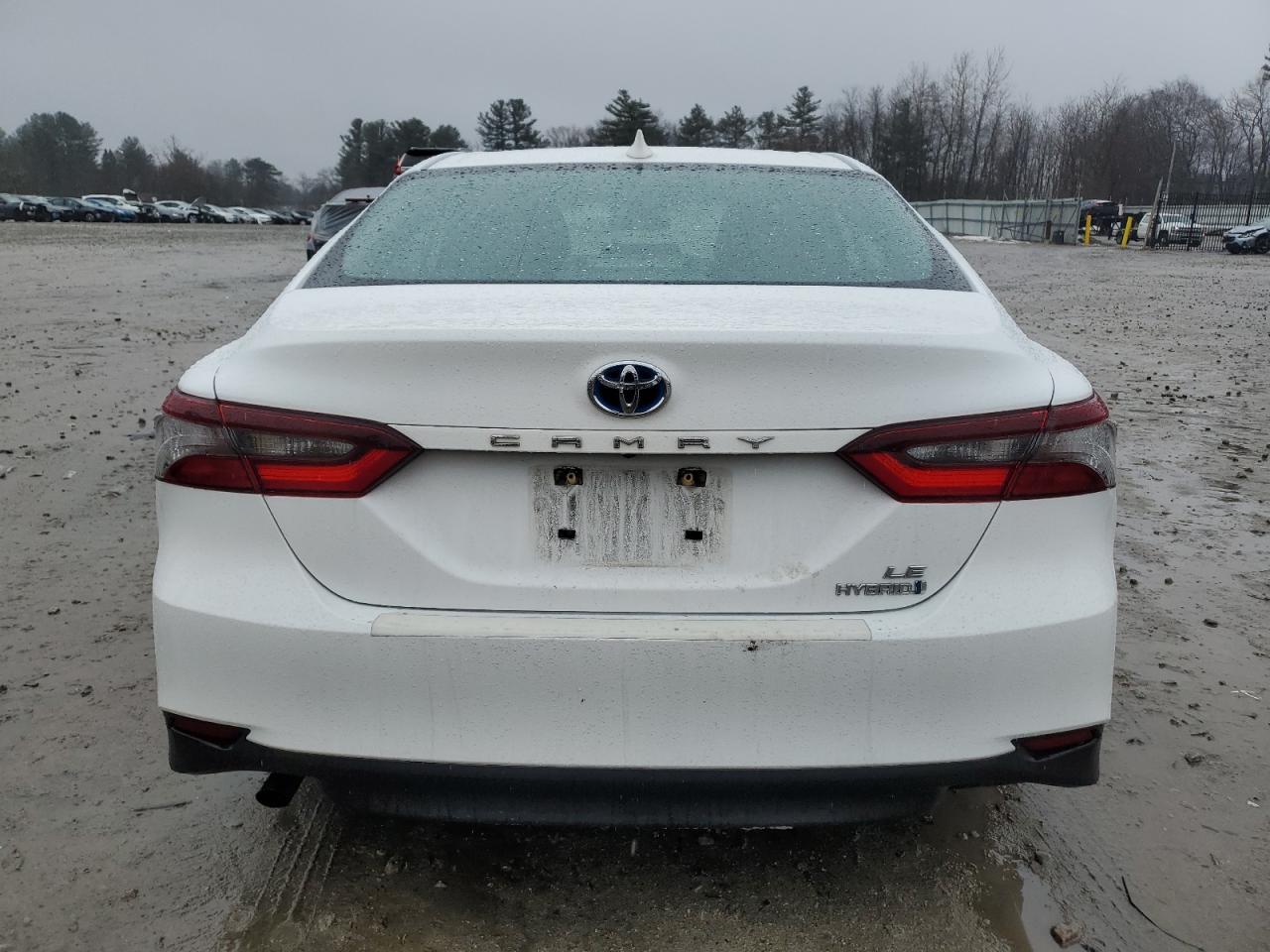2022 Toyota Camry - Image 6
