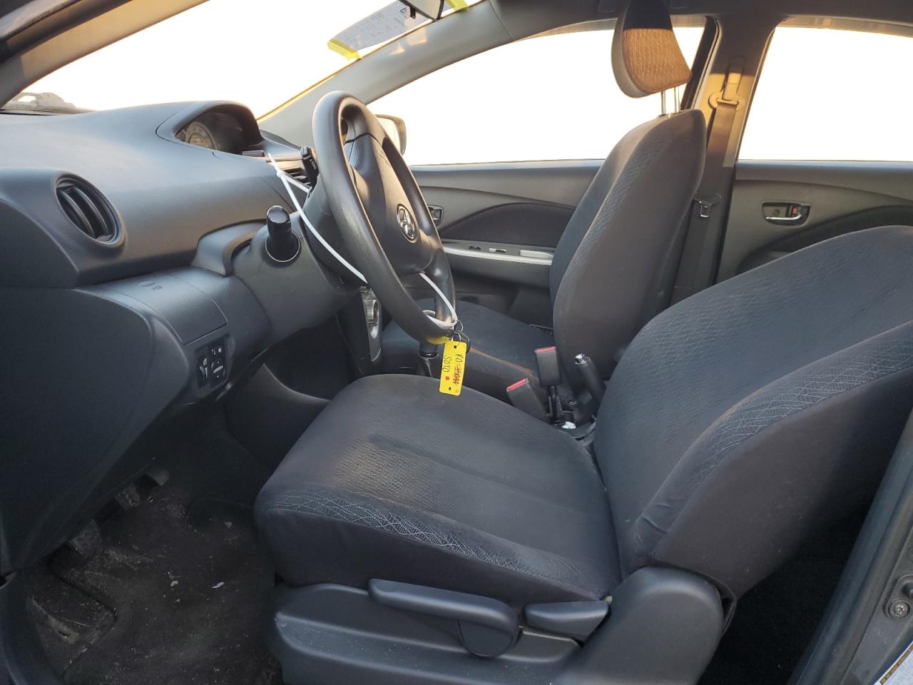 2008 Toyota Yaris - Image 7