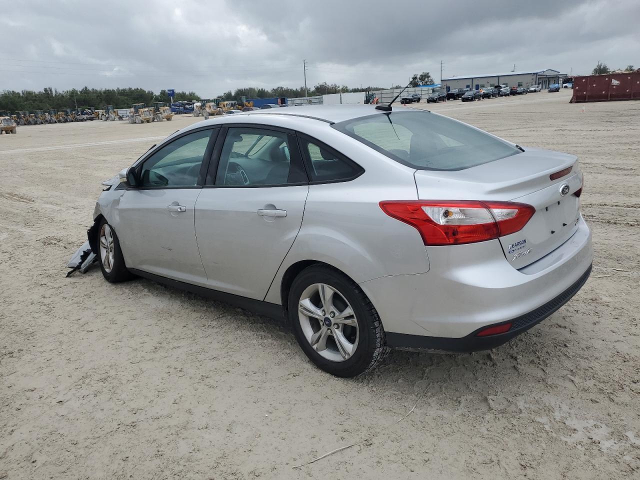 VIN 1FADP3F28EL435464 2014 FORD ALL Models no.2