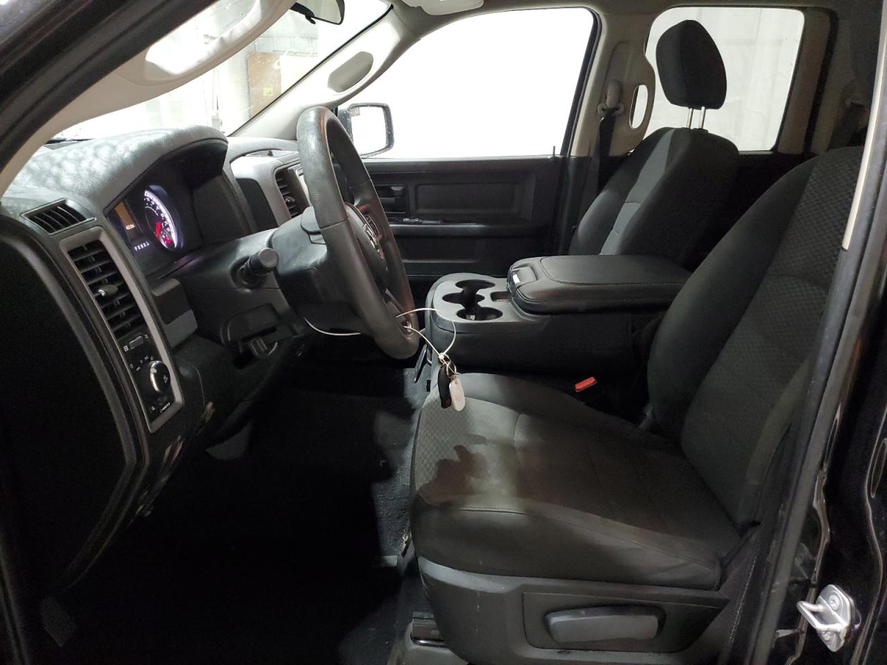 2019 RAM 1500 - Image 7