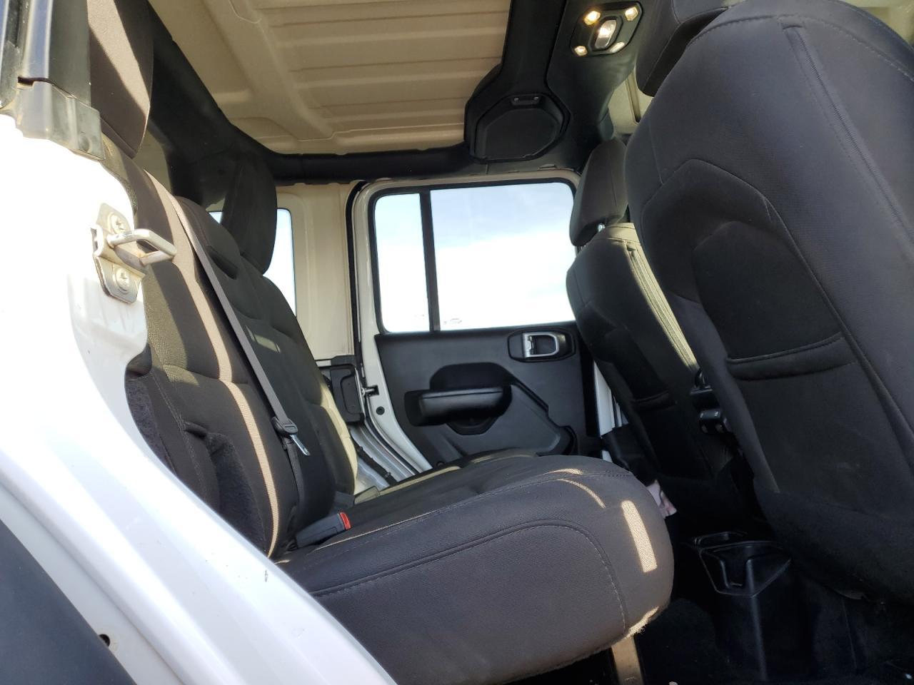 2019 Jeep Wrangler Unlimited Sport VIN: 1C4HJXDN5KW643796 Lot: 88573855