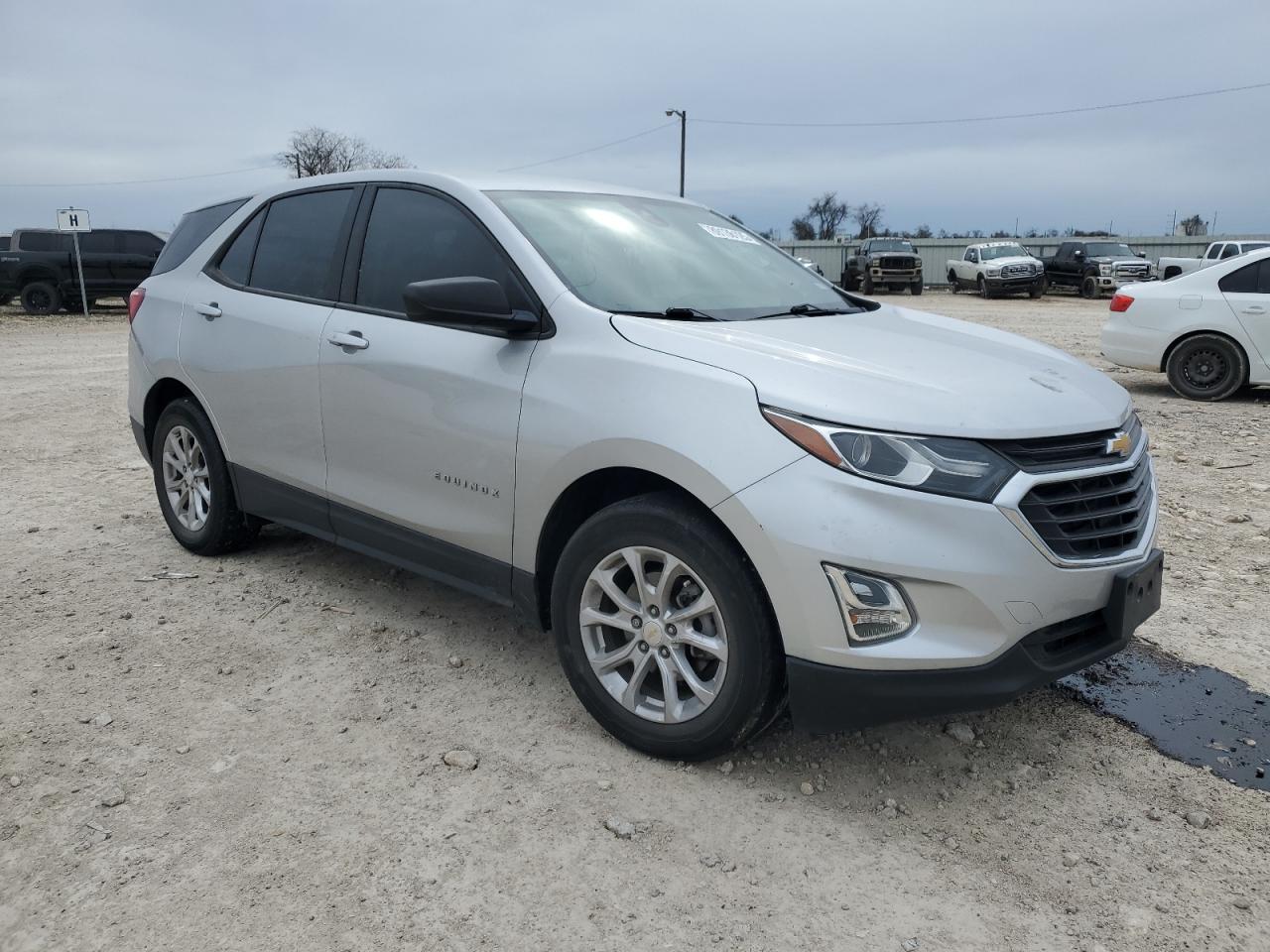 2020 Chevrolet Equinox - Image 4