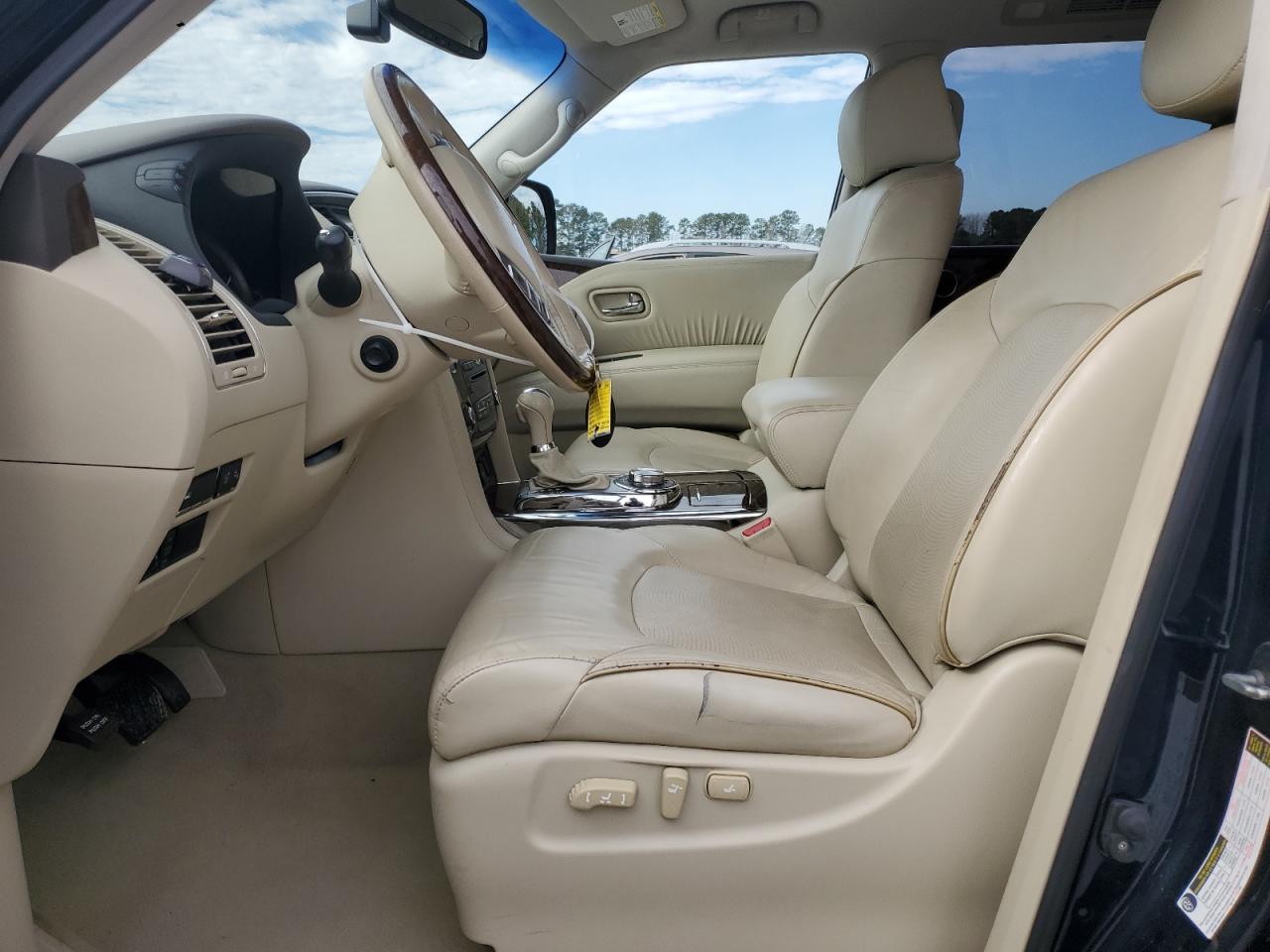 2015 Infiniti QX80 - Image 7