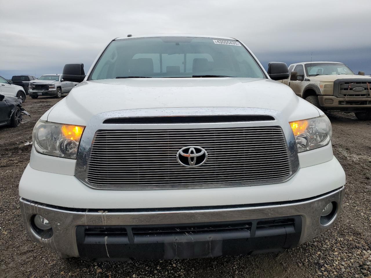 2013 Toyota Tundra - Image 5
