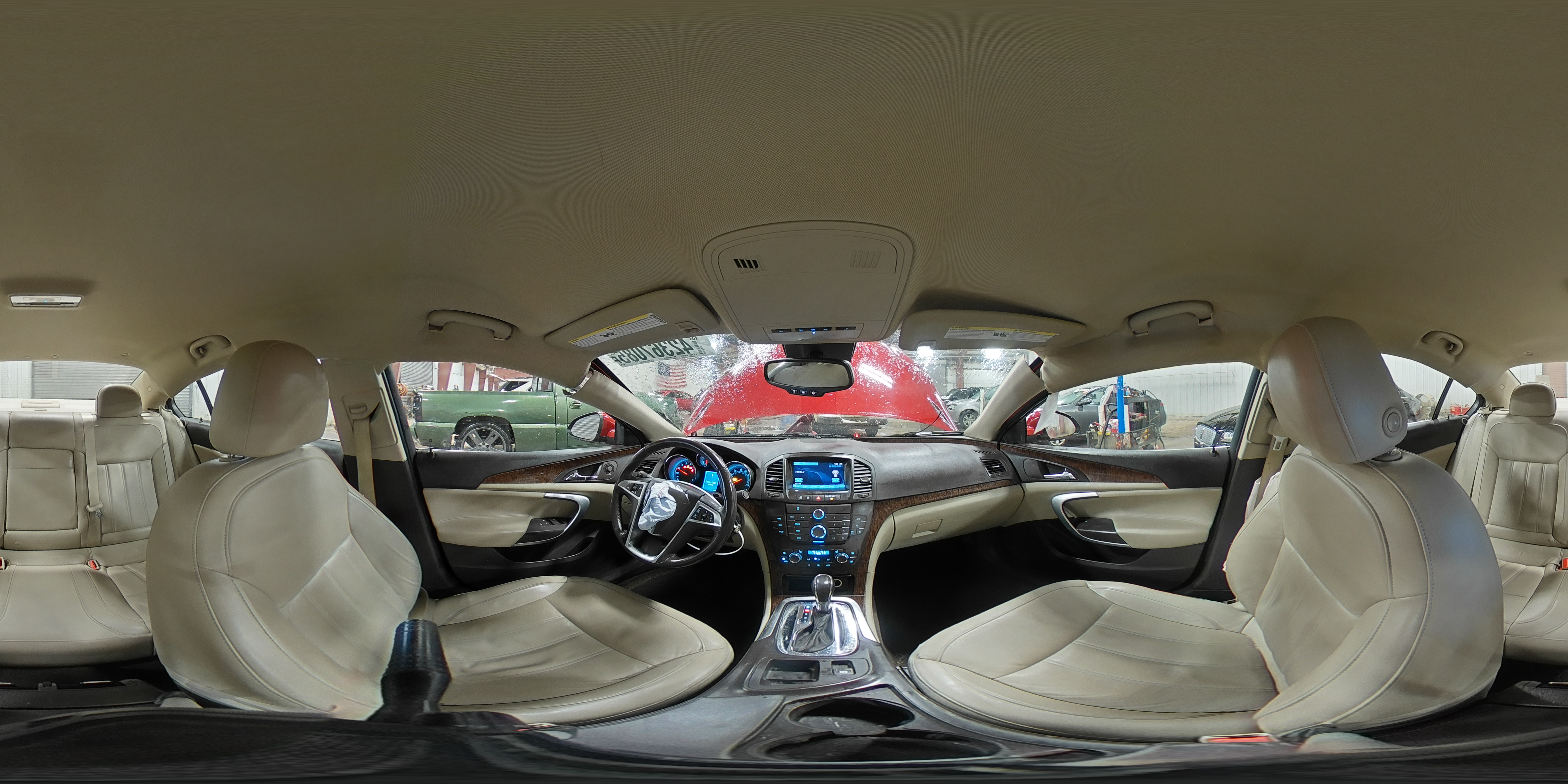 2013 Buick Regal - Image 15
