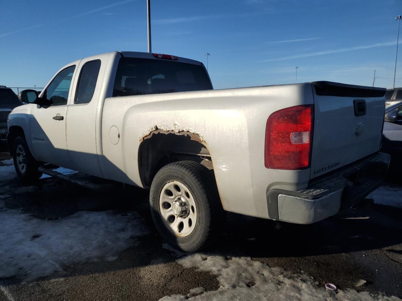 2010 Chevrolet Silverado - Image 2