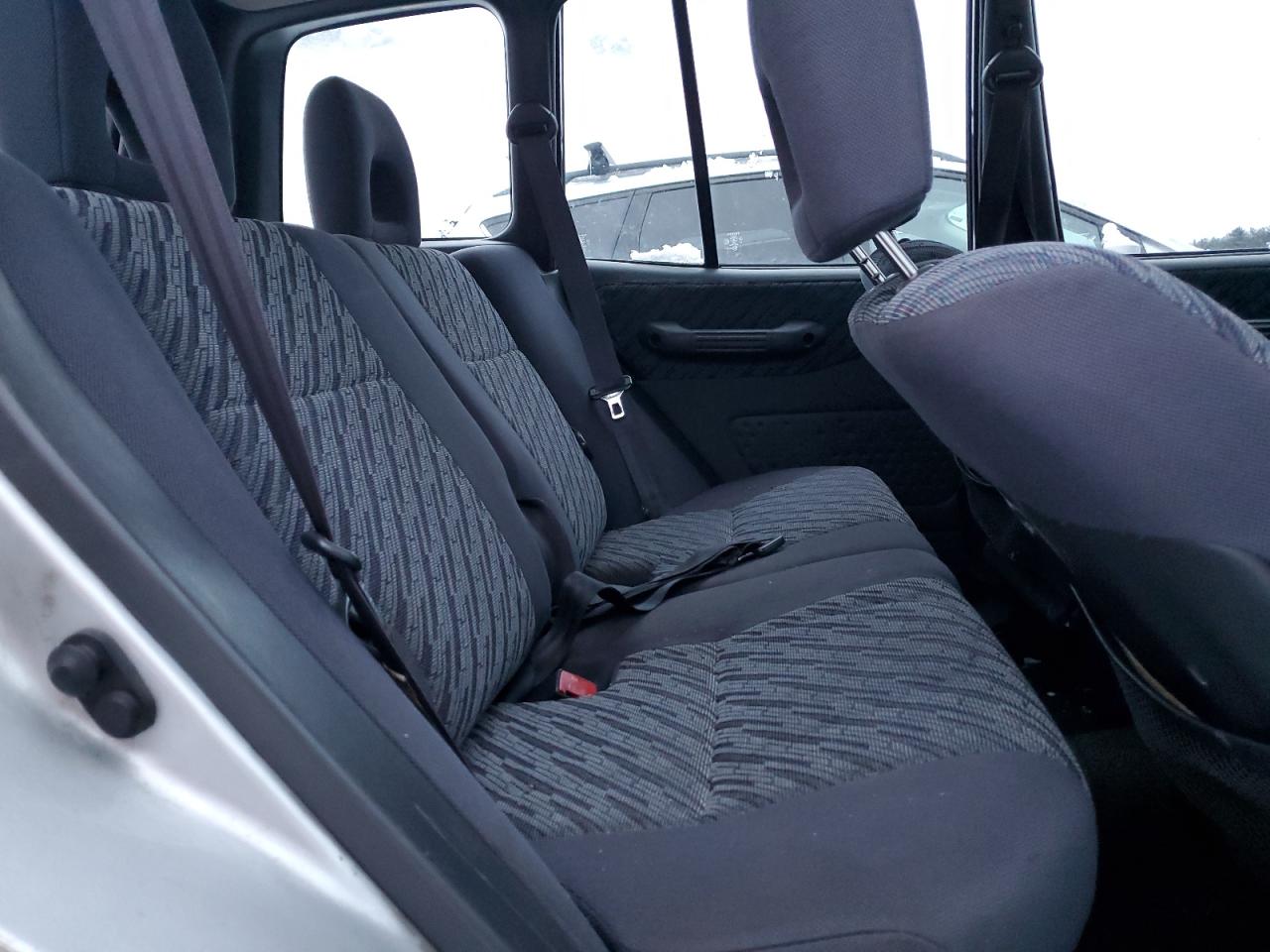 1998 Toyota RAV 4 - Image 11