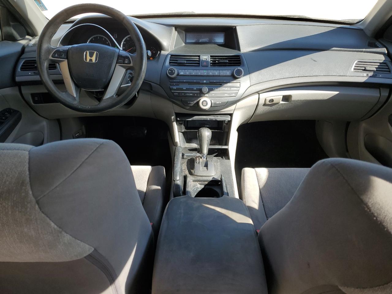 2010 Honda Accord - Image 8