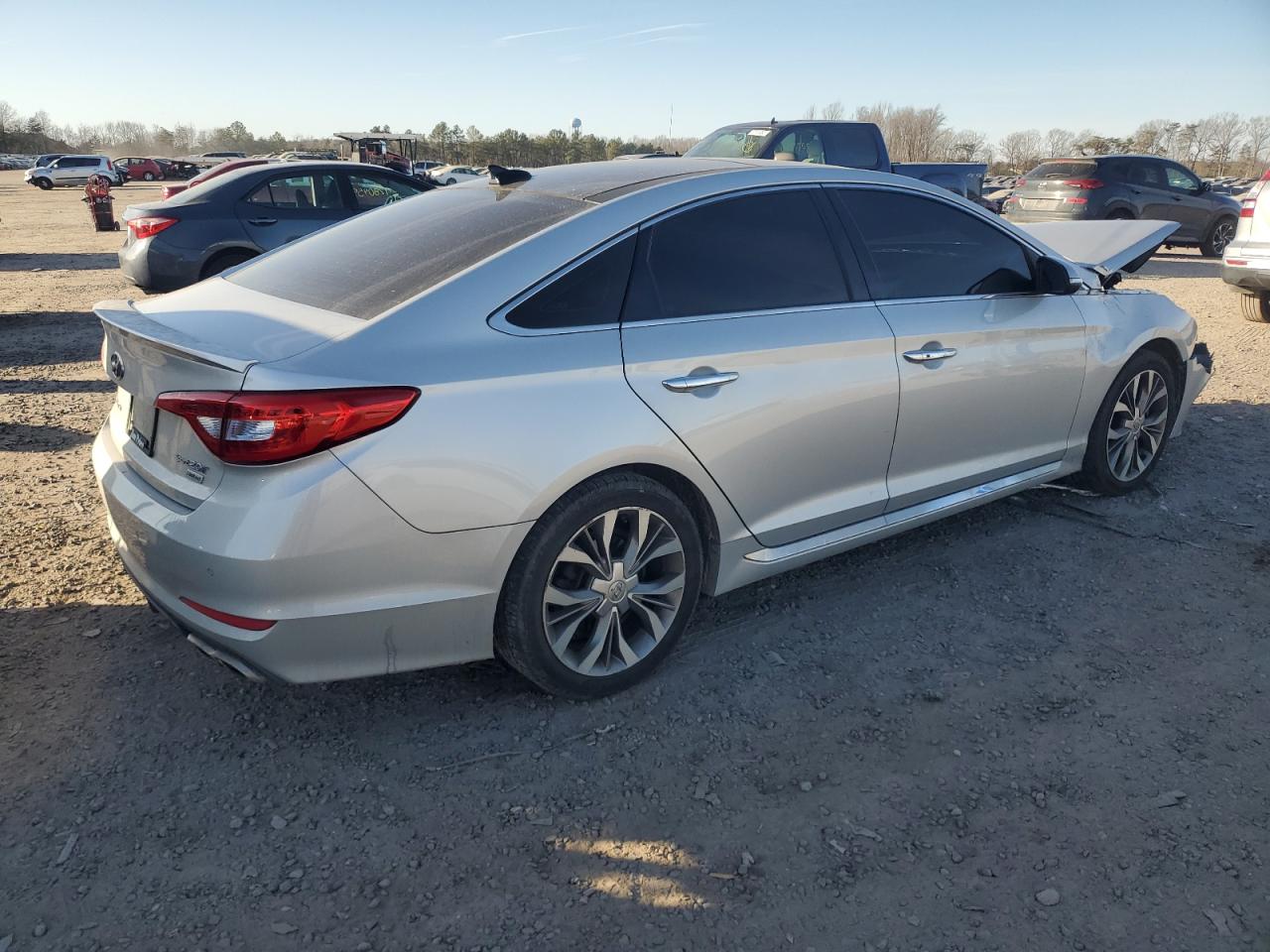 2015 Hyundai Sonata - Image 3
