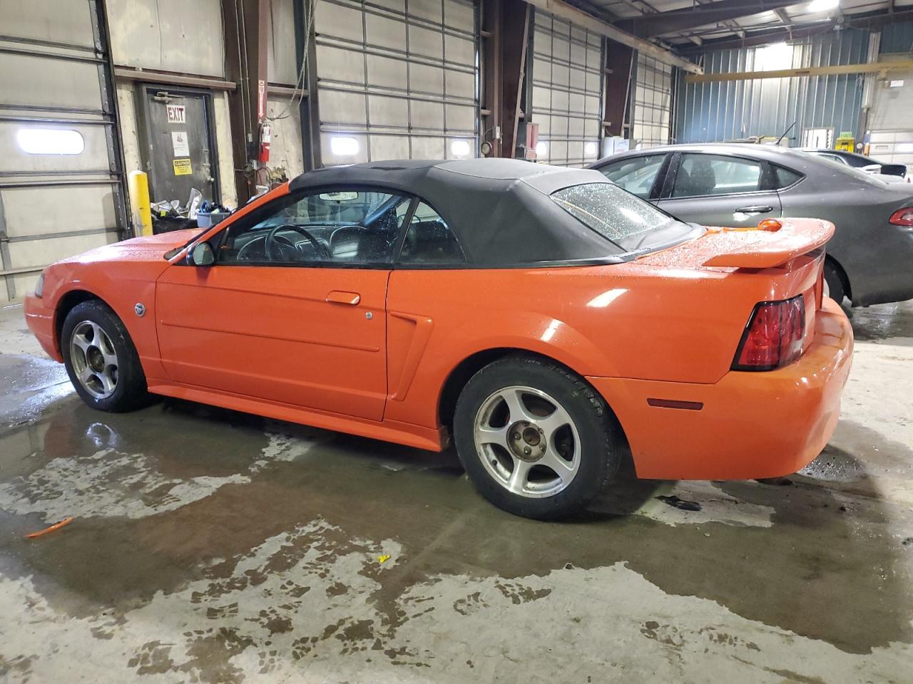 2004 Ford Mustang - Image 2