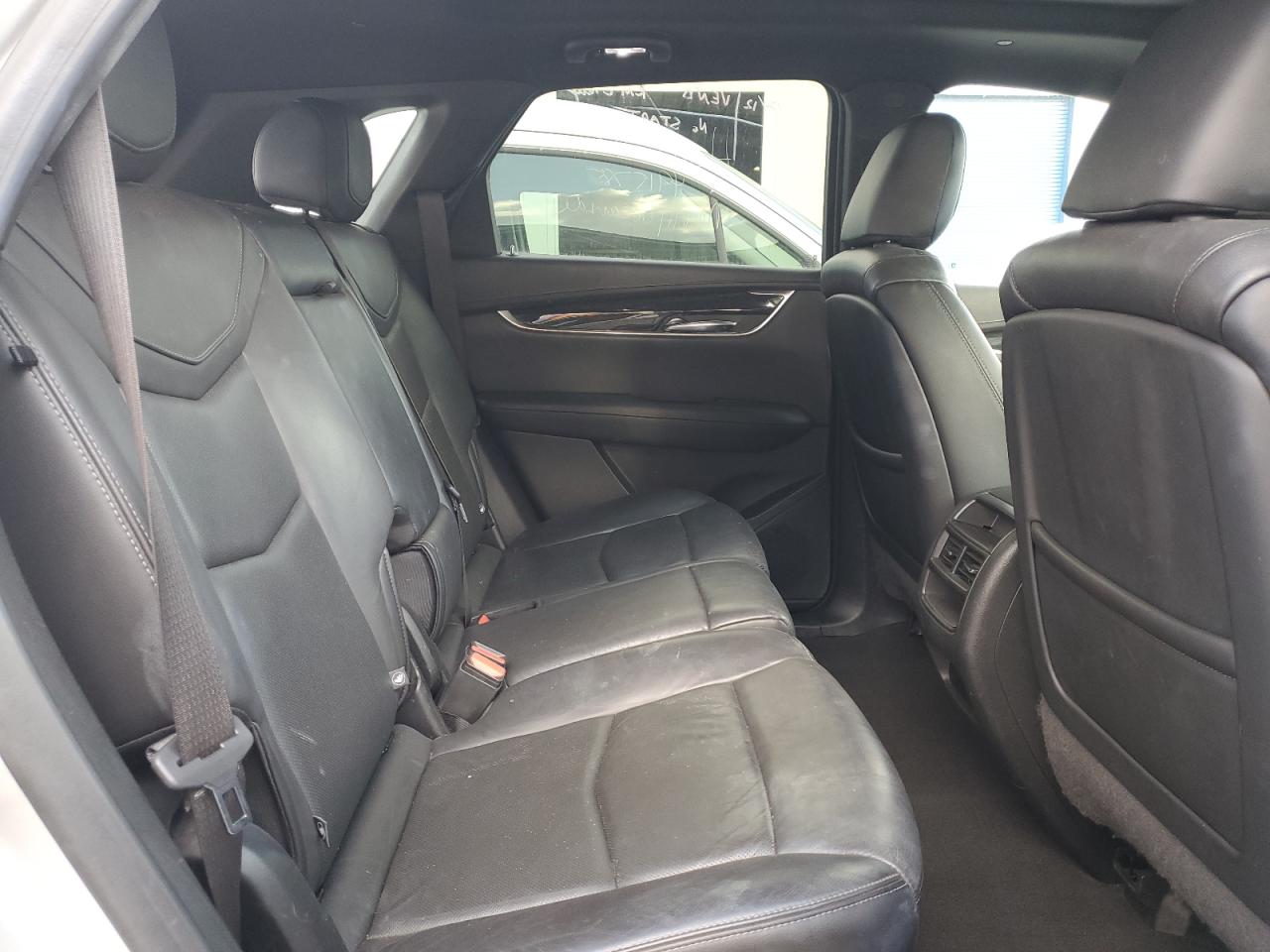 2020 Cadillac XT5 - Image 11