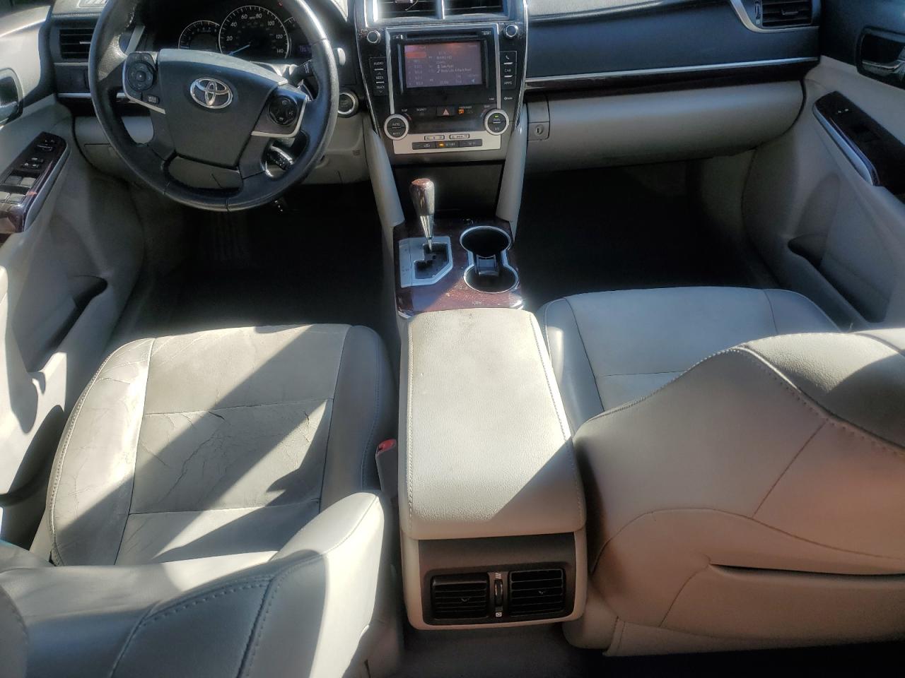 2012 Toyota Camry - Image 8