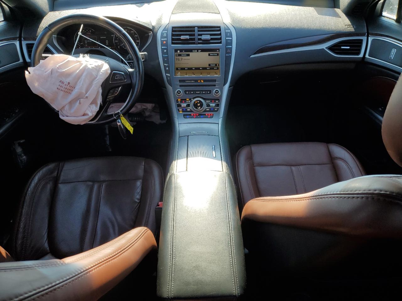 2017 Lincoln MKZ - Image 8
