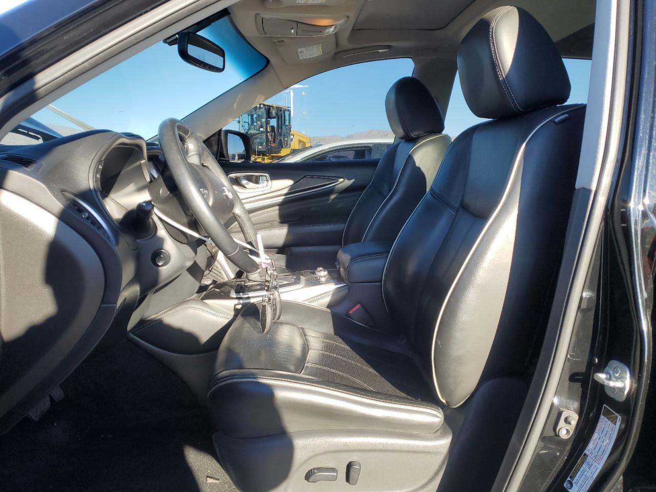 2016 Infiniti QX60 - Image 7