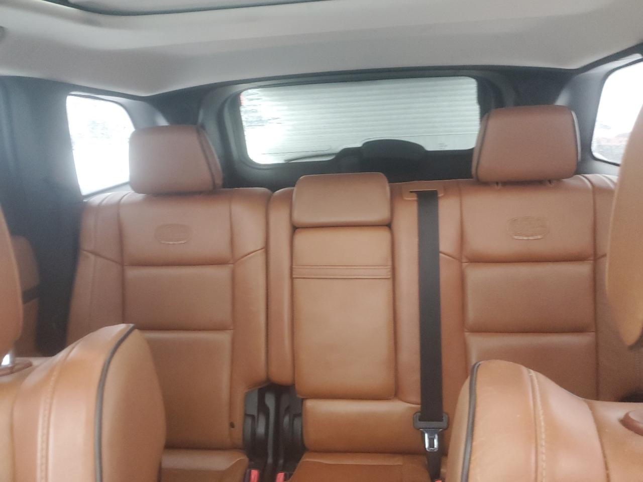 2012 Jeep Grand Cherokee - Image 10