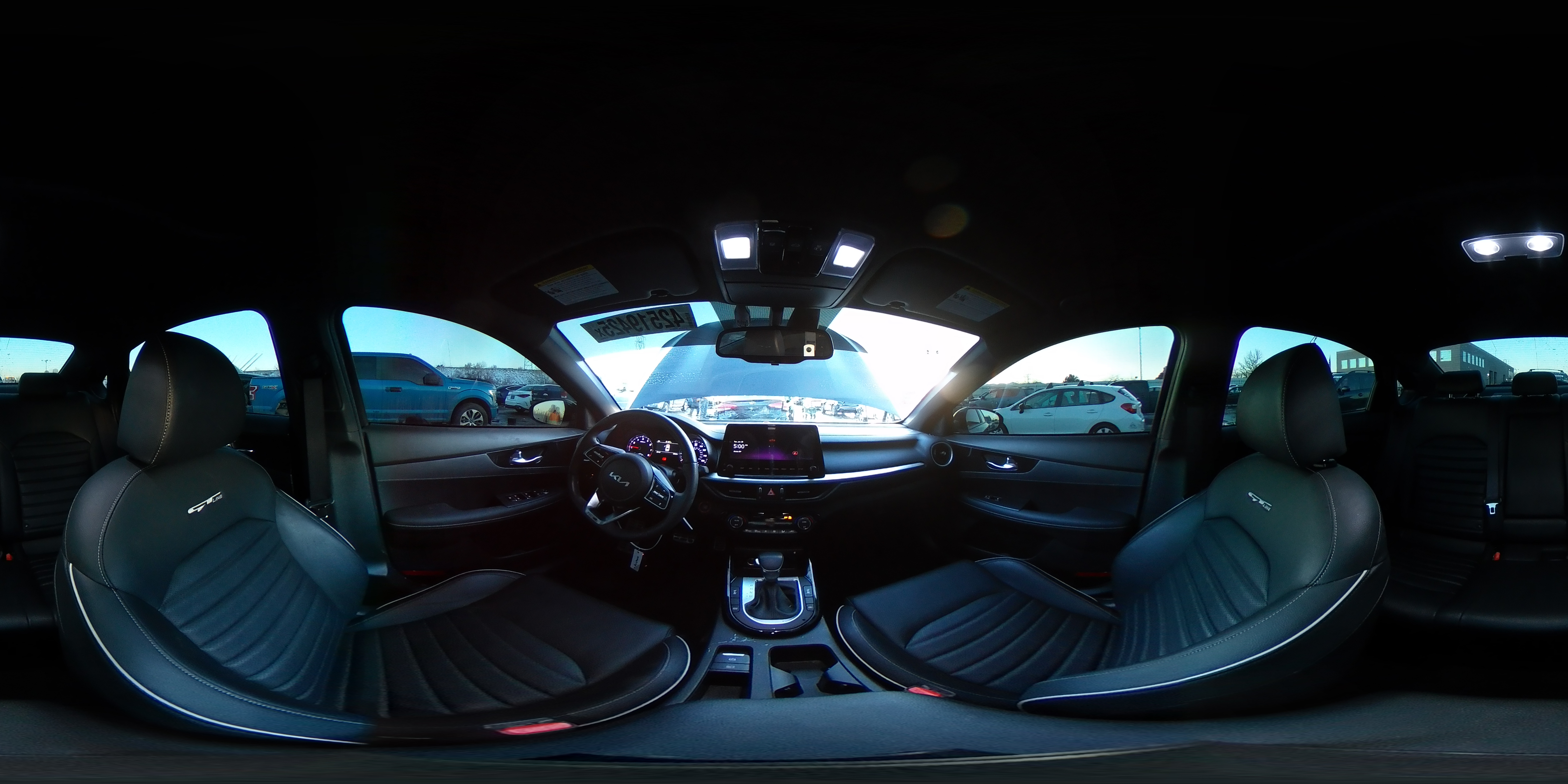 2024 Kia Forte - Image 15