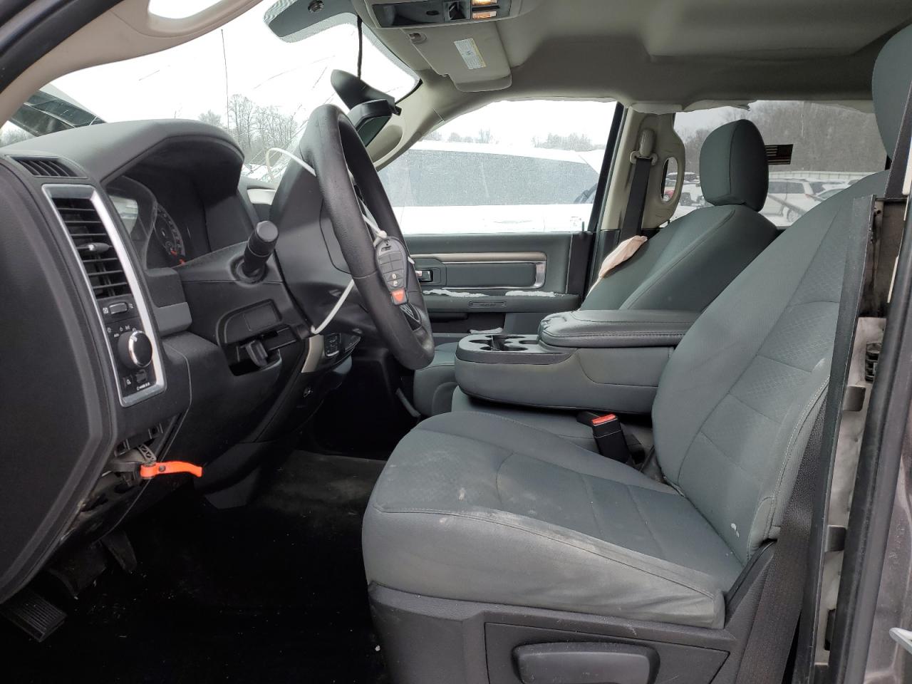 2016 RAM 1500 - Image 7
