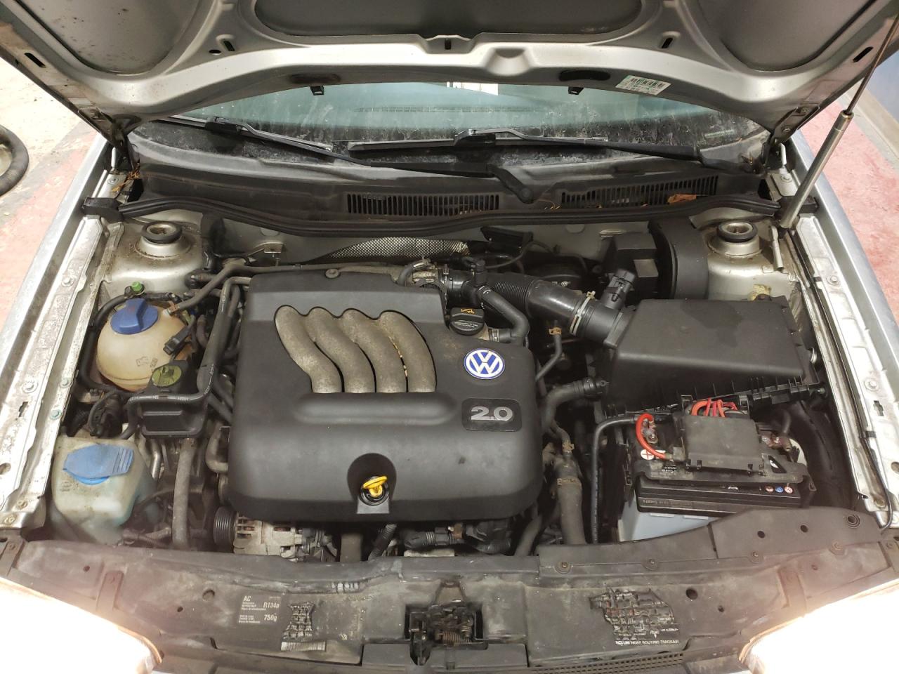 2003 Volkswagen Jetta - Image 11