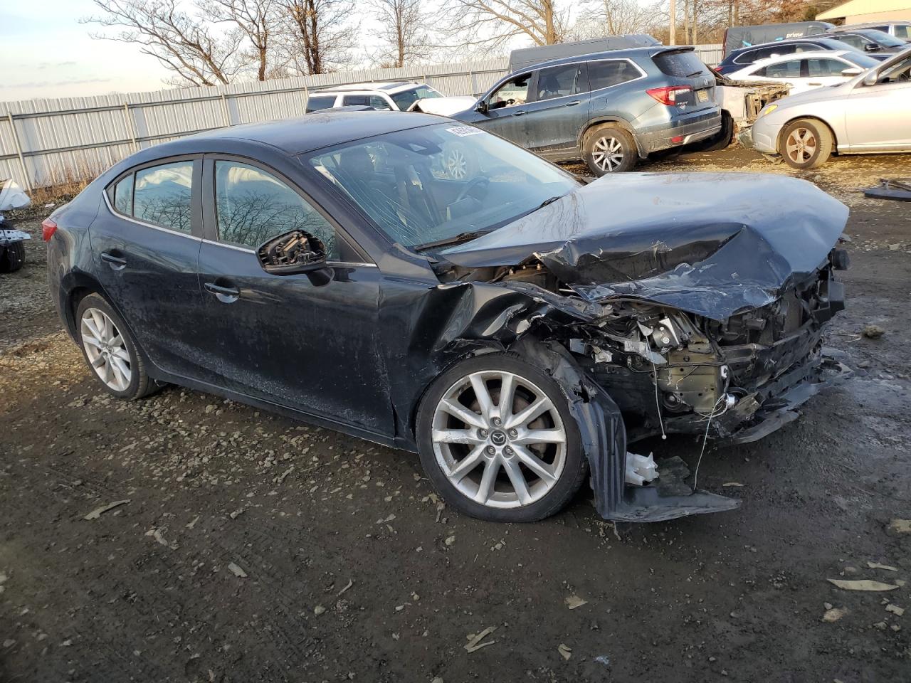 2017 Mazda 3 - Image 4